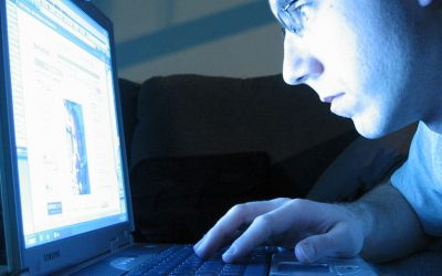 In love but feeling in a competition with porn